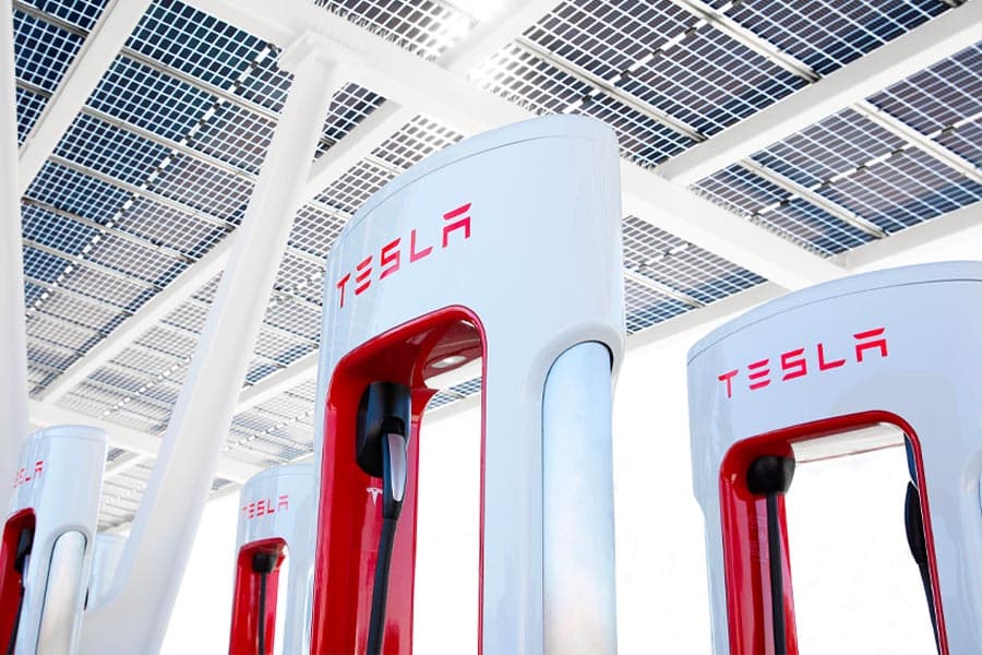 Tesla_EV_Thailand_Model_3_Model_Y_Supercharging_SPACEBAR_Photo03_d1623b0e6f.jpeg