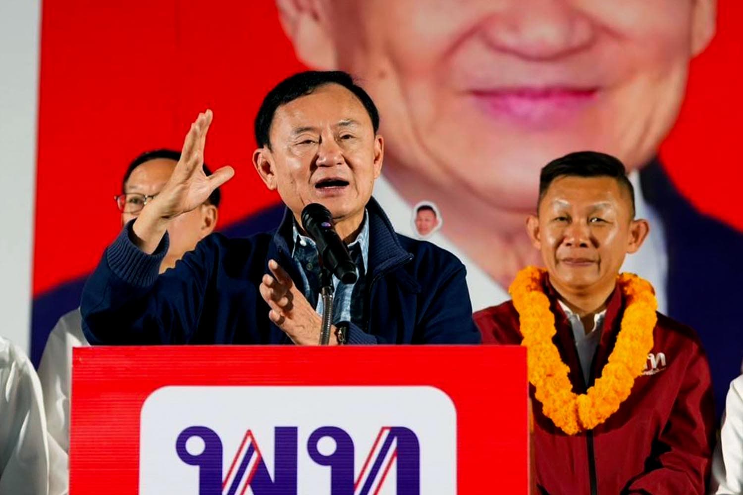 Thaksin_campaigns_in_Nong_Khai_SPACEBAR_Hero_675076ab2e.jpg