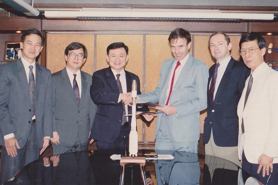 Thaksin_futurist_Y2_K_SPACEBAR_Photo06_3641e8cf95.jpeg