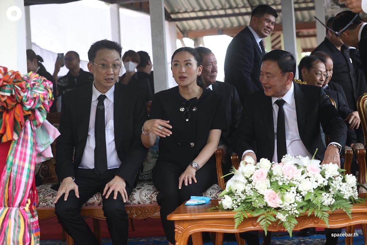 Thaksin_went_to_Nakhon_Ratchasima_SPACEBAR_Photo01_093776a312.jpg
