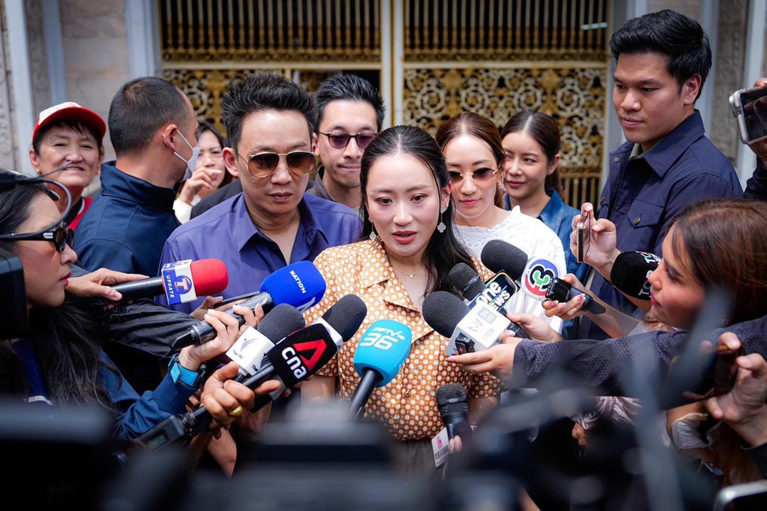 ‘ทักษิณ’ ดีใจ เฝ้านับวันออกจากเรือนจำฯ 'ครอบครัวชินวัตร' เยี่ยมครั้งสุดท้าย