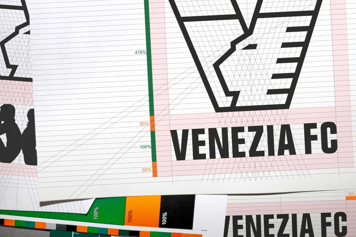Venezia_fashion_football_jersey_08_96d1d15693.jpeg
