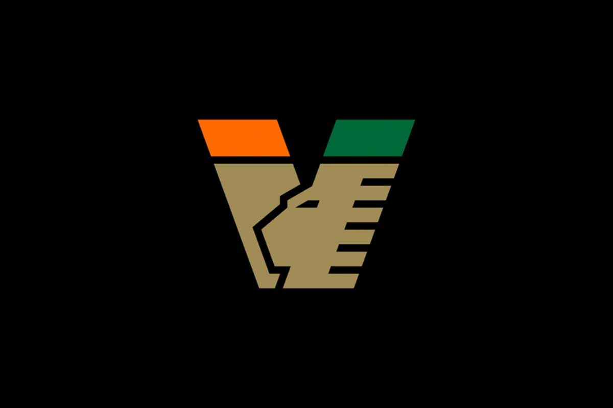 Venezia_fashion_football_jersey_09_c911b51fca.jpeg