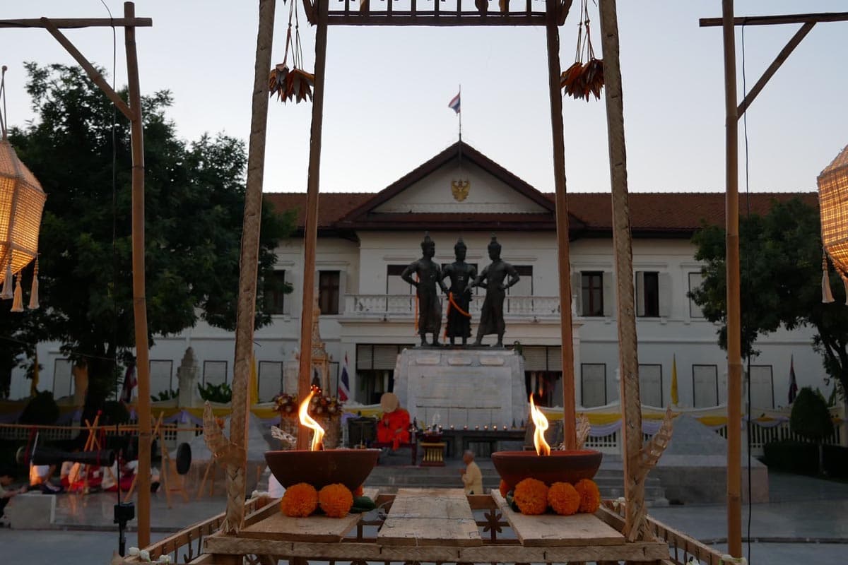 Yi_Peng_tradition_Loy_Krathong_Festival_Chiang_Mai_SPACEBAR_Photo02_037ac6600e.jpg