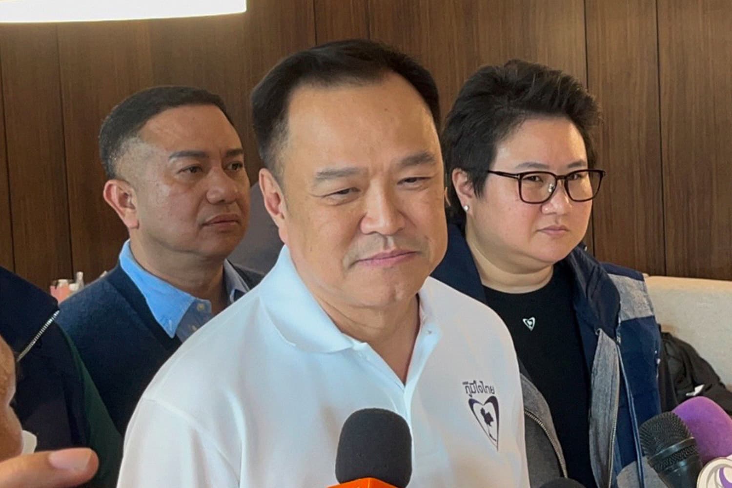 ‘อนุทิน’ ปัดมีสมการใหม่ ดึง ‘ภูมิใจไทย’ กลับร่วมรัฐบาล หาก ‘อิ๊งค์’ หลุดนายกฯ