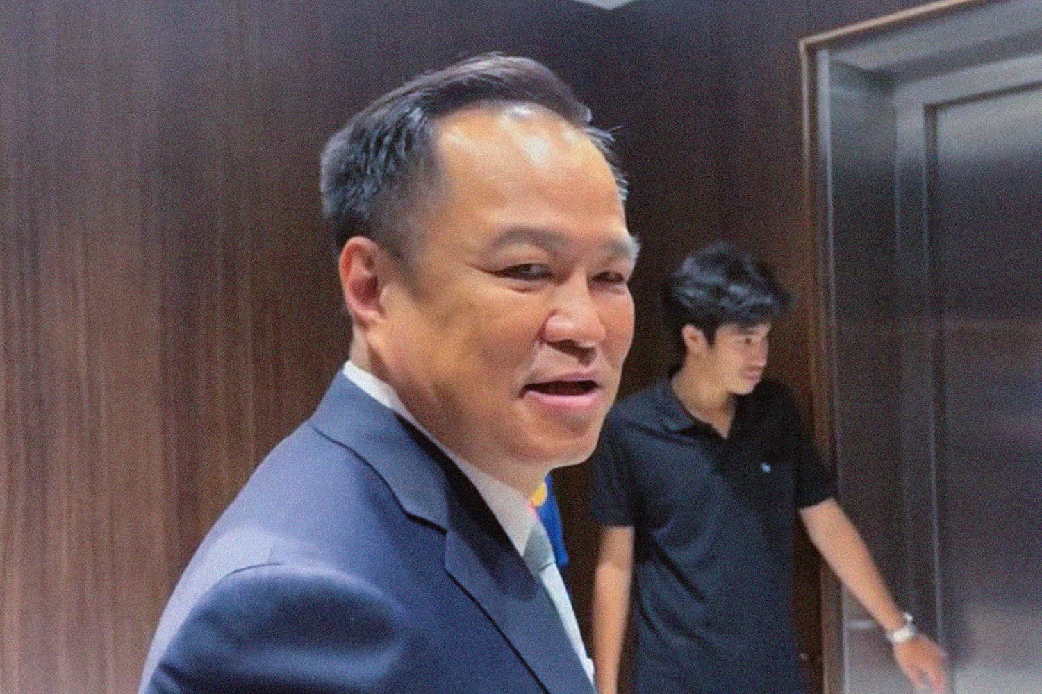 ‘อนุทิน’ ดอดเข้าภูมิใจไทย! ถก ‘จัดตั้งรัฐบาล’
