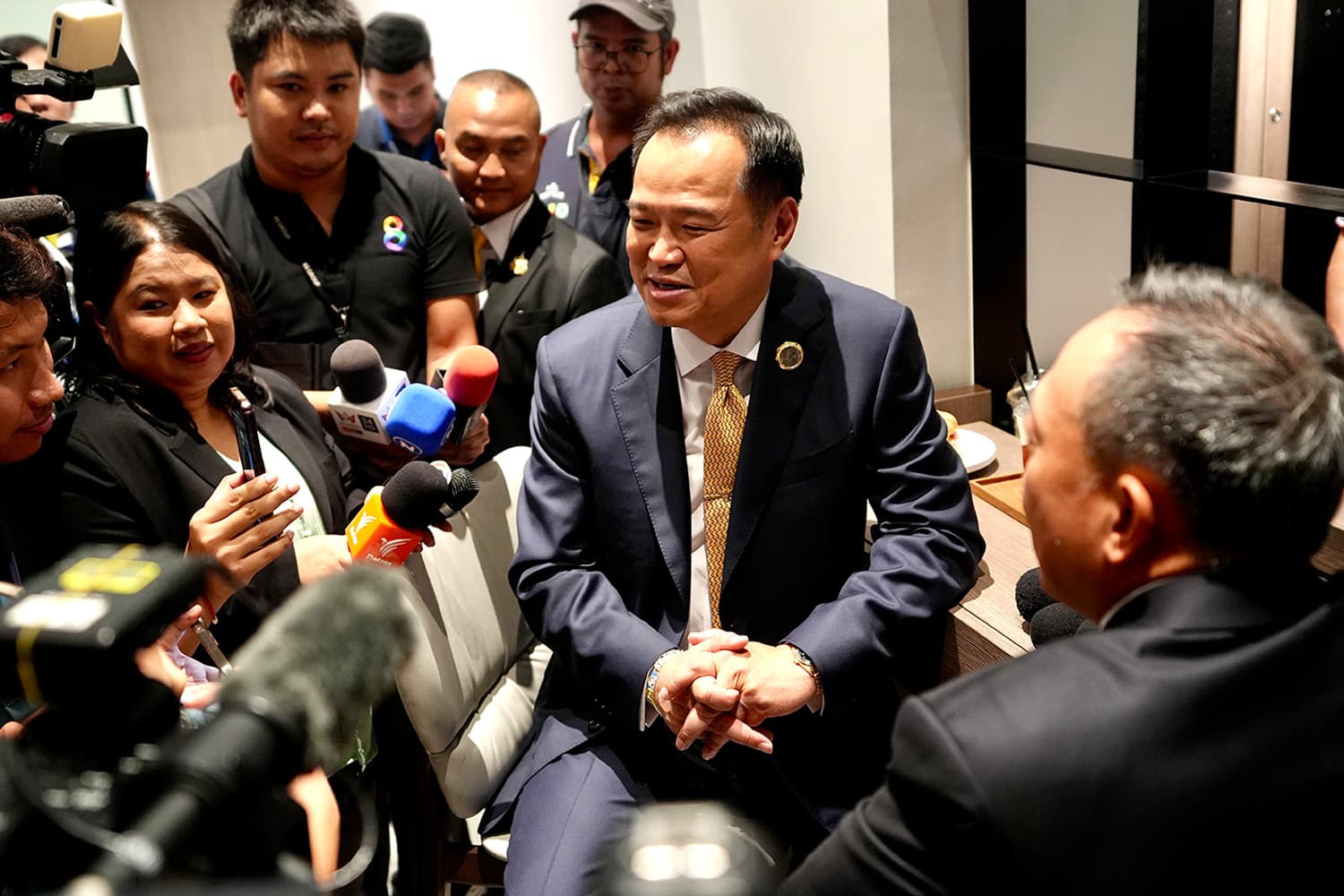 ‘นายกฯ หนู’  ยันตั้ง ‘ครม.’ ด้วยตัวเอง พร้อมเปิดตัว ‘วรภัค’ ว่าที่ รมช.คลัง