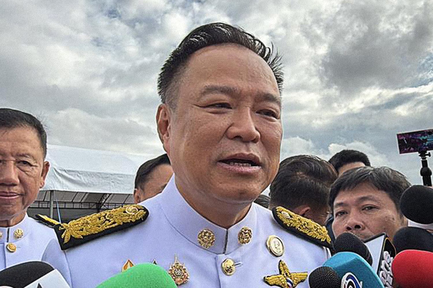 ‘อนุทิน’ ขอทุกพรรคผลักดันแก้รธน.สำเร็จก่อนยุบสภา