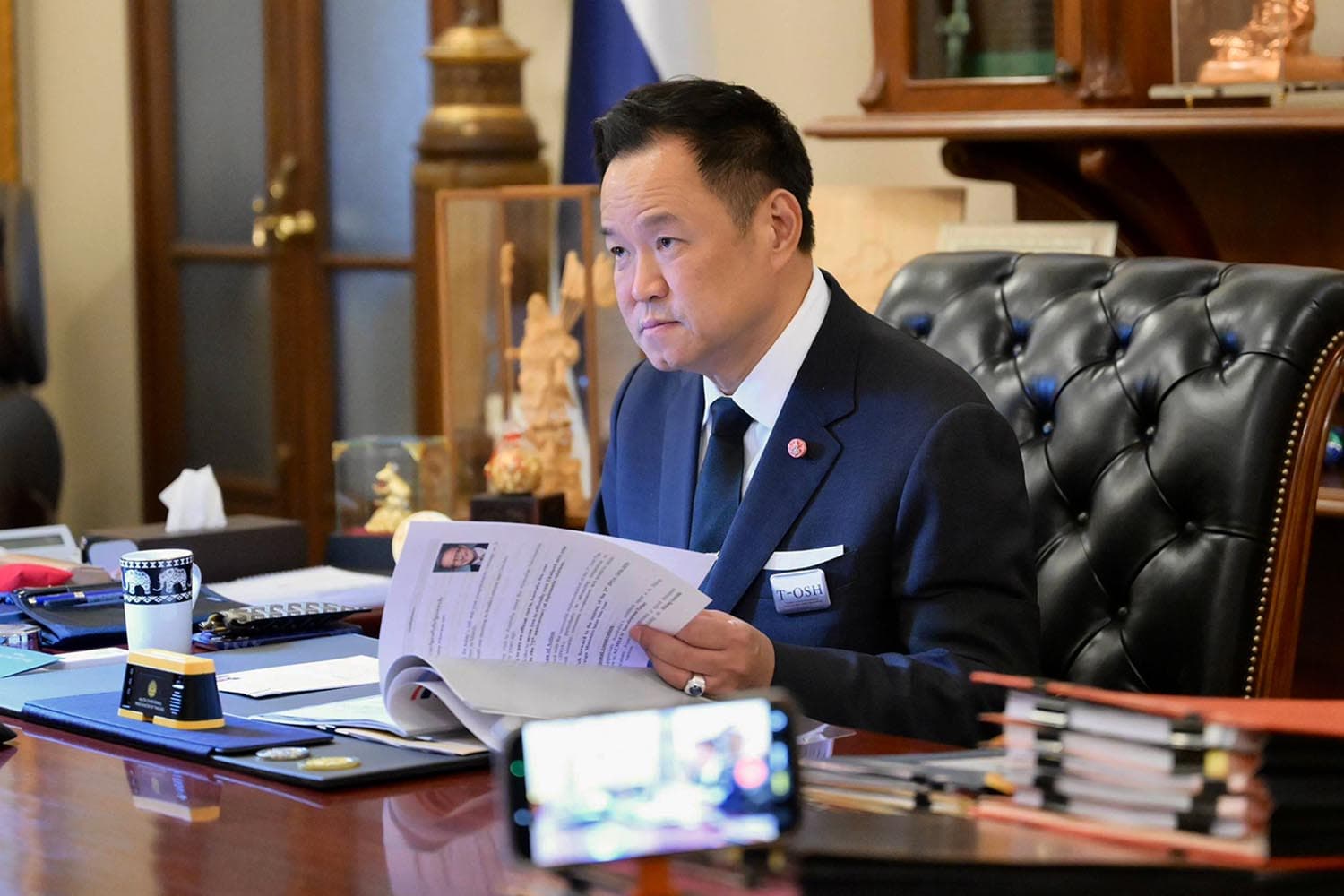 คดี ‘ลอบขนยาเสพติด’ ทำยั๊วะ! ‘อนุทิน’ เรียกประชุมด่วนศุกร์นี้