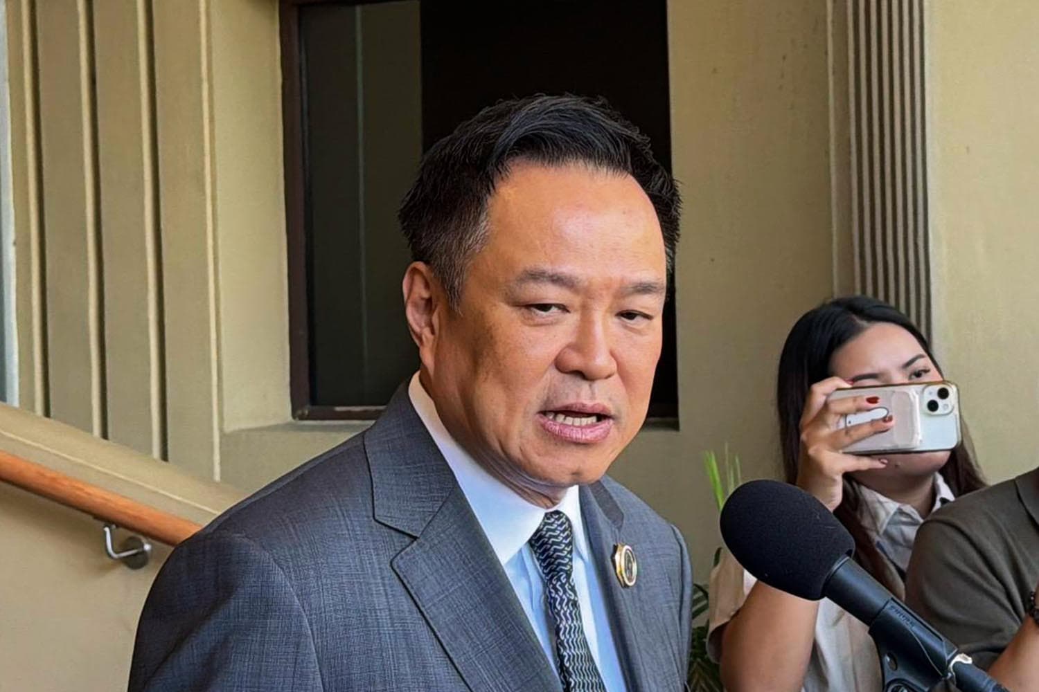 ‘อนุทิน’ เผย ยึดคำถามประชามติของ ครม.ให้กกต.ใช้