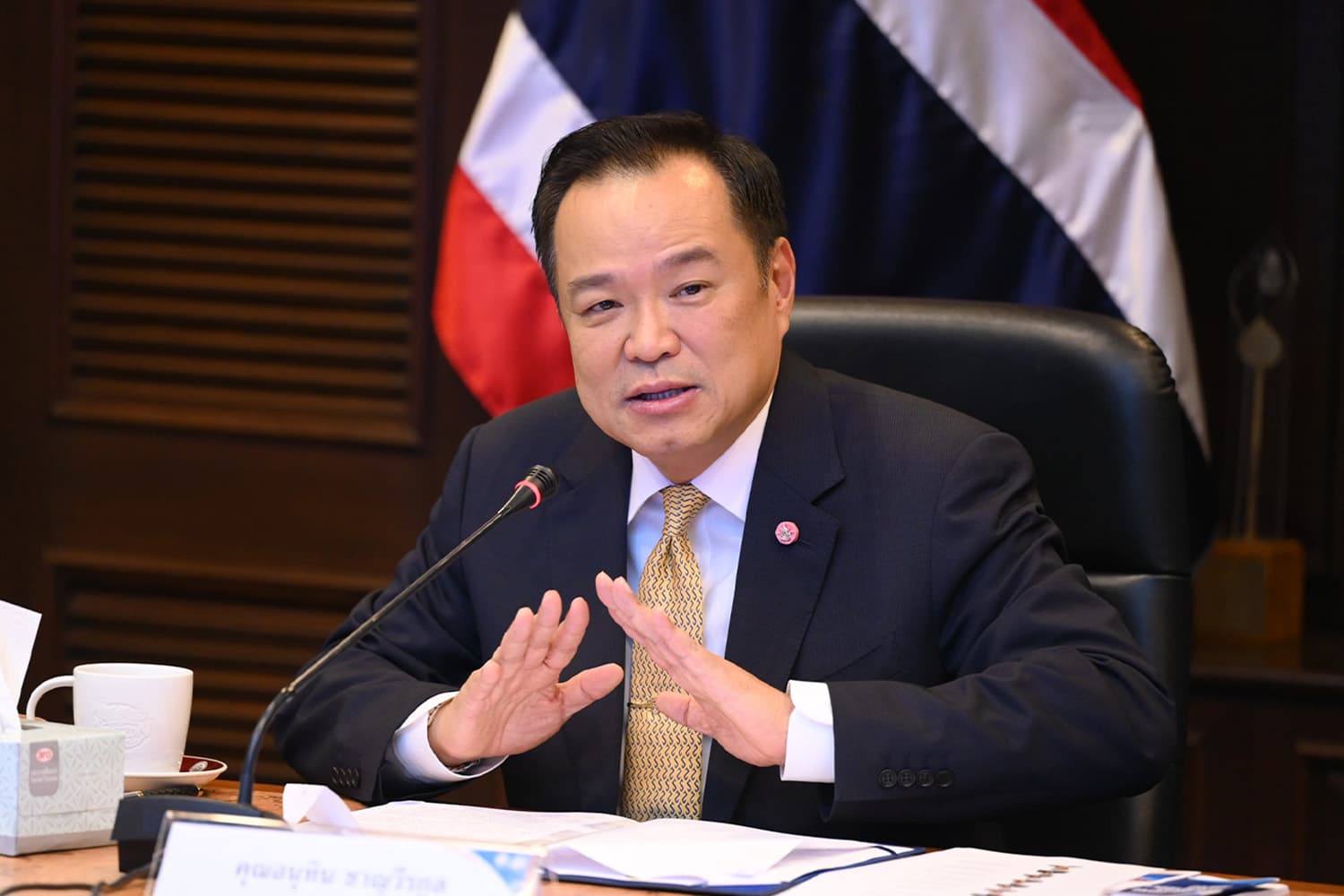 อนุทิน ถกหอการค้า รับข้อเสนอ 7 เสาหลักฟื้น ศก.ไทย