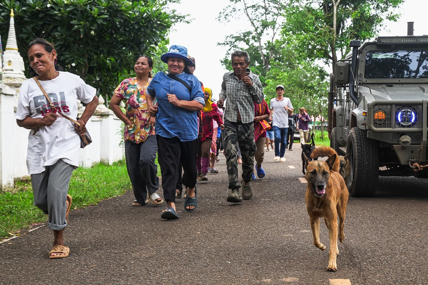 Photo Story: เสียงไซเรนดัง!  วิถี ‘ชาวบ้าน-นักเรียน’ ชายแดน ‘ไทย-กัมพูชา’