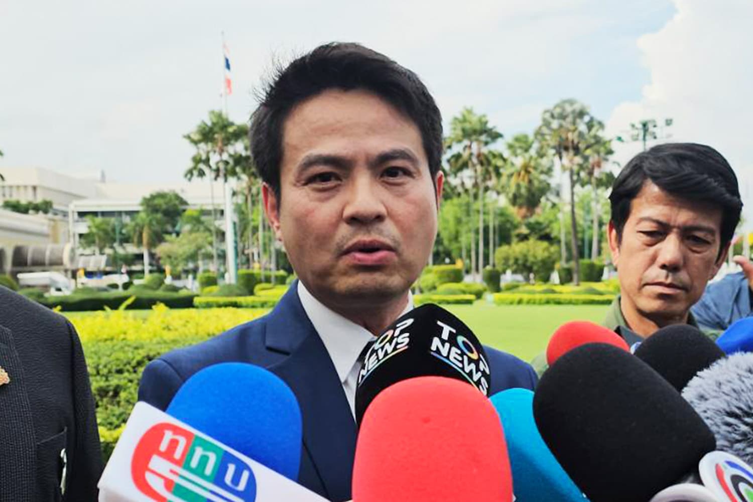 ‘ภูมิใจไทย’ เตรียมเสนอ ‘ร่างแก้ รธน.ใหม่’ เข้าที่ประชุมพรรค 19 พ.ค.