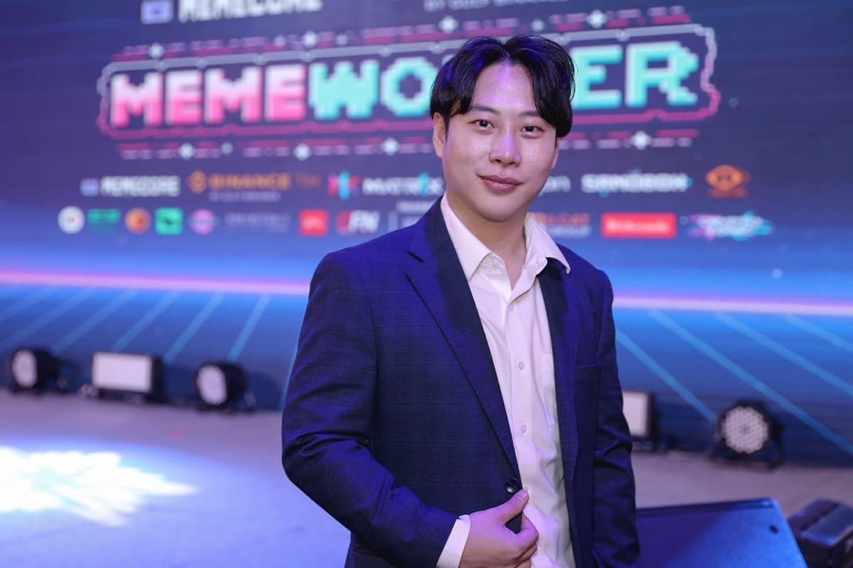 binance_th_thailand_blockchain_week_meme_wonder_SPACEBAR_Photo01_03eb8fd2fc.jpg