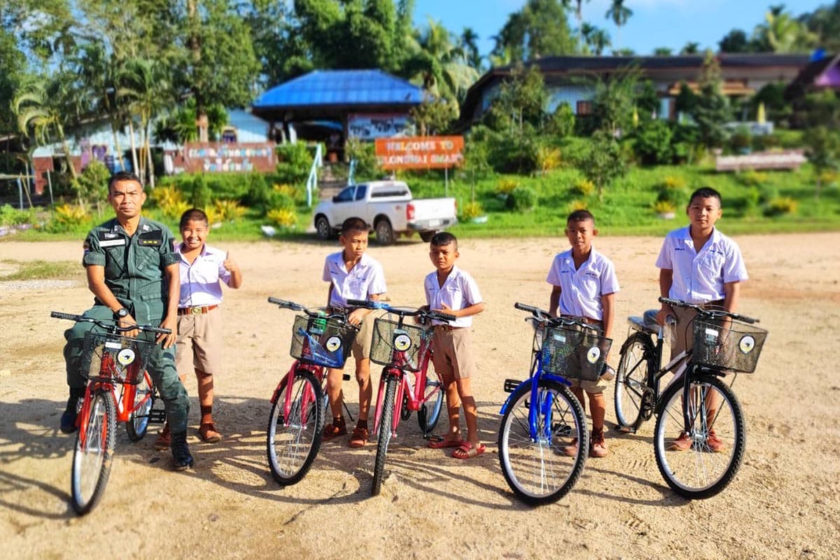 central_do_200_bicycle_southern_border_school_SPACEBAR_Photo01_e3ca7606f1.jpg
