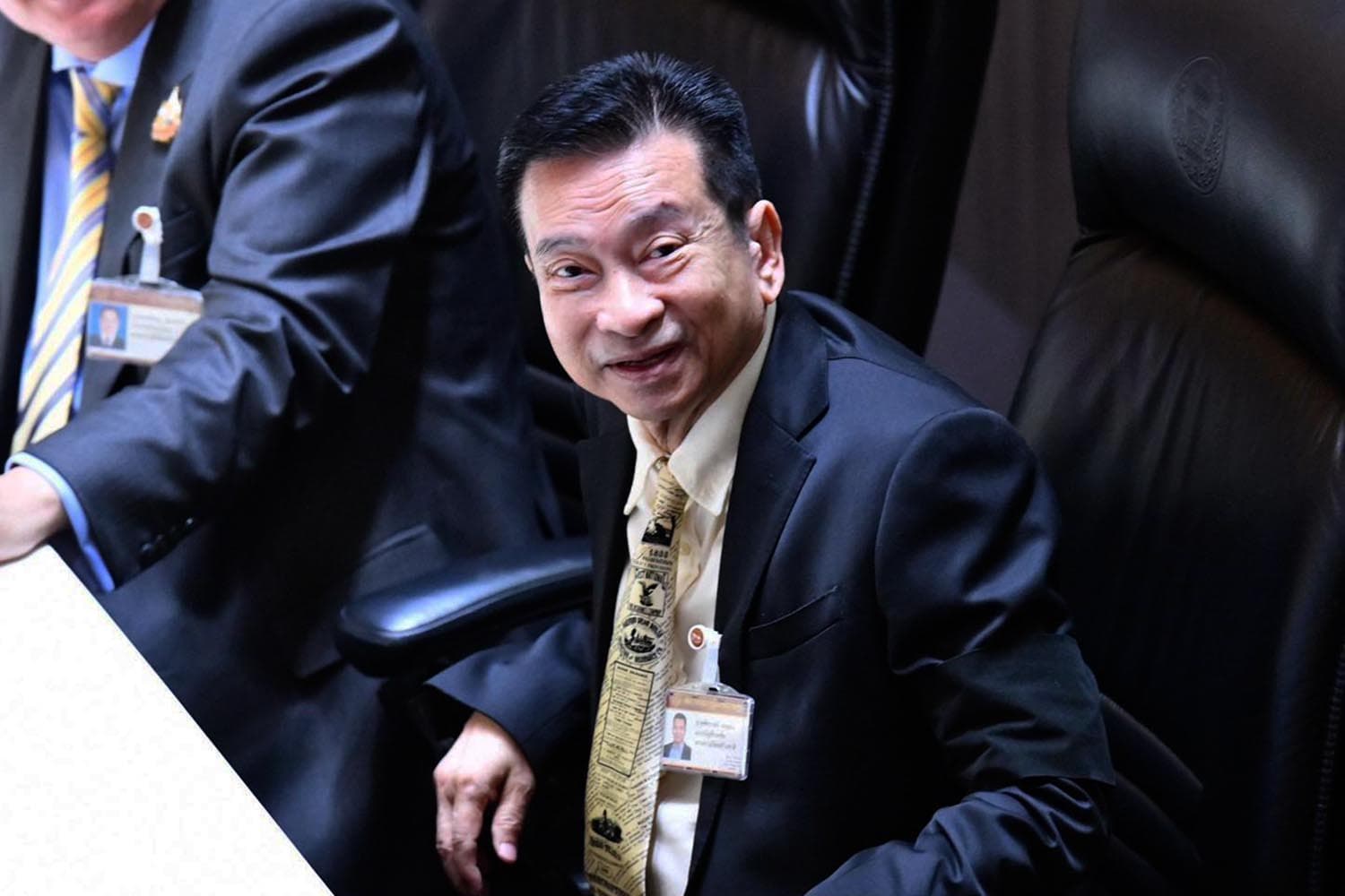 ‘ชัช เตาปูน’ แบะท่าพร้อมรับเก้าอี้ ‘เลขาฯรทสช.’ คนใหม่ แทน ‘เอกนัฏ’ ยัน ‘พีระพันธุ์’ ไม่ท้อ