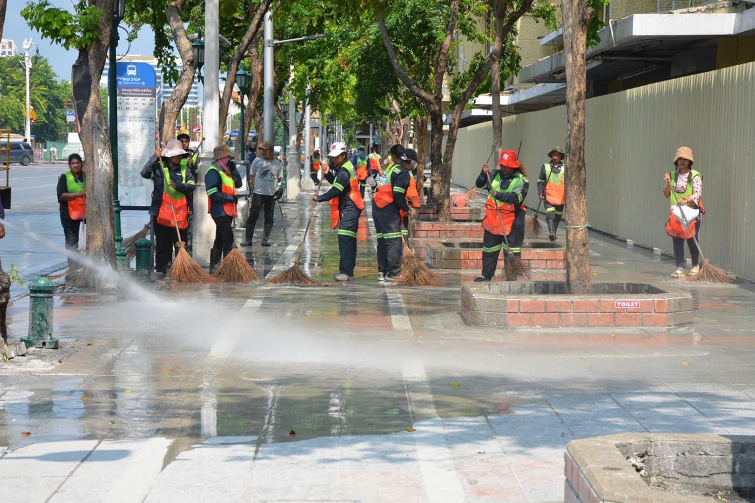 clear_khaosan_songkran_16apr24_SPACEBAR_Hero_71f8f86011.jpg