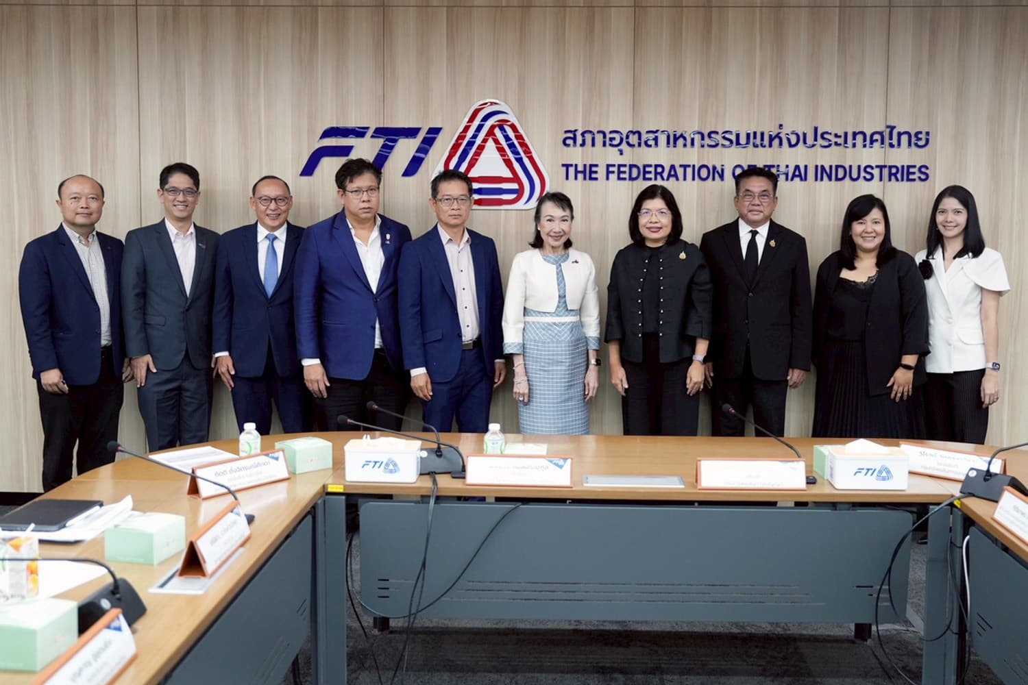 กรมทรัพย์สินทางปัญญา ผนึก ส.อ.ท. ดัน IP เพิ่มมูลค่าธุรกิจไทย