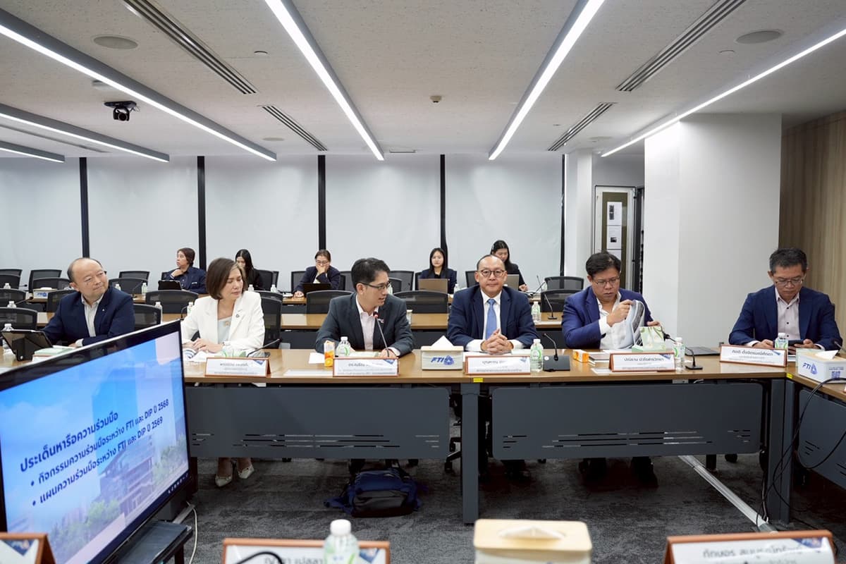 dip-fti-ip-innovation-sme-competitiveness-SPACEBAR-Photo02.jpg