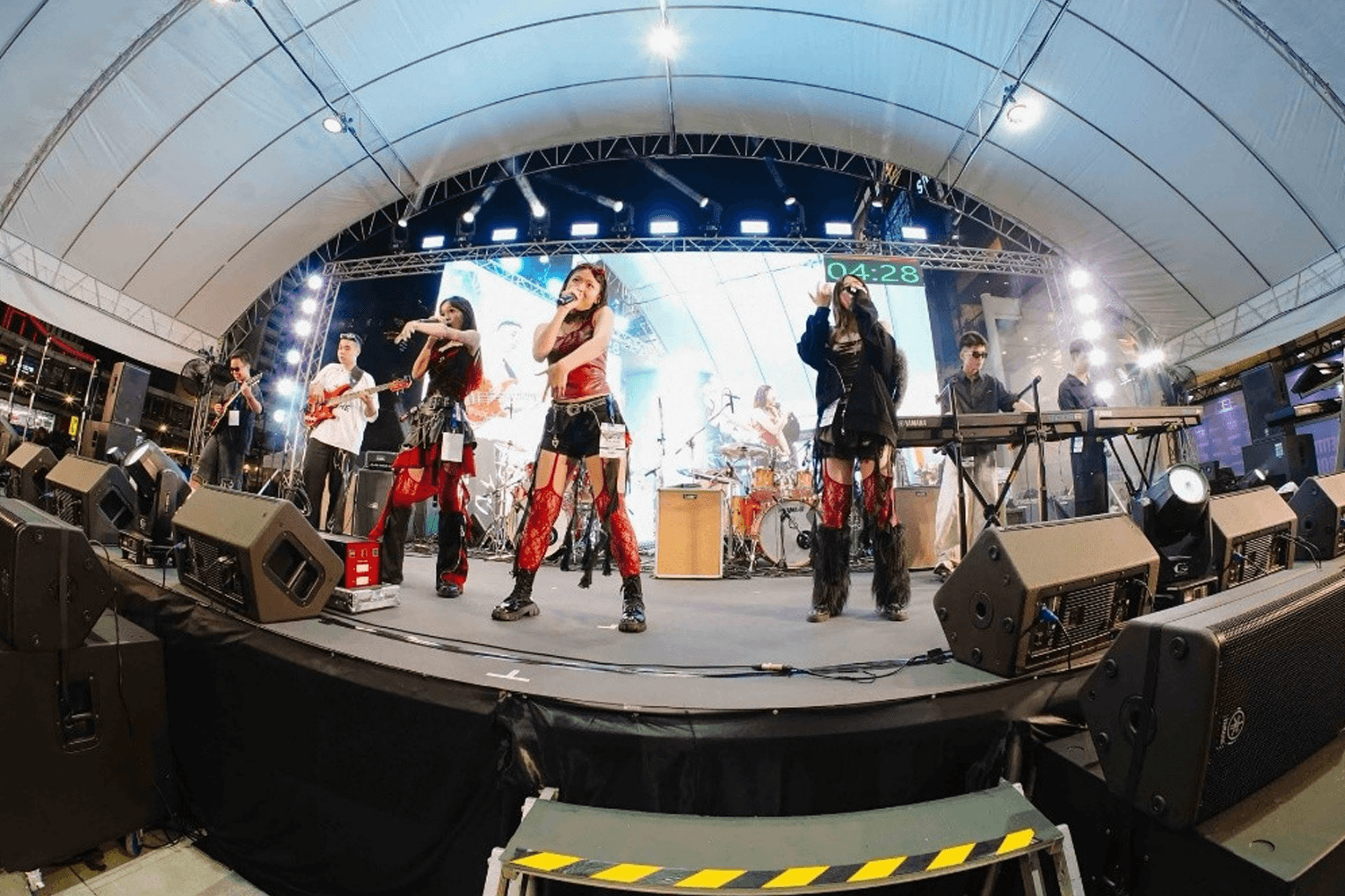 วง DS.RU.Band สาธิตรามคำแหง คว้าแชมป์ we are SNEAKER AGES Thailand 2026 เตรียมแข่งต่อที่ญี่ปุ่น