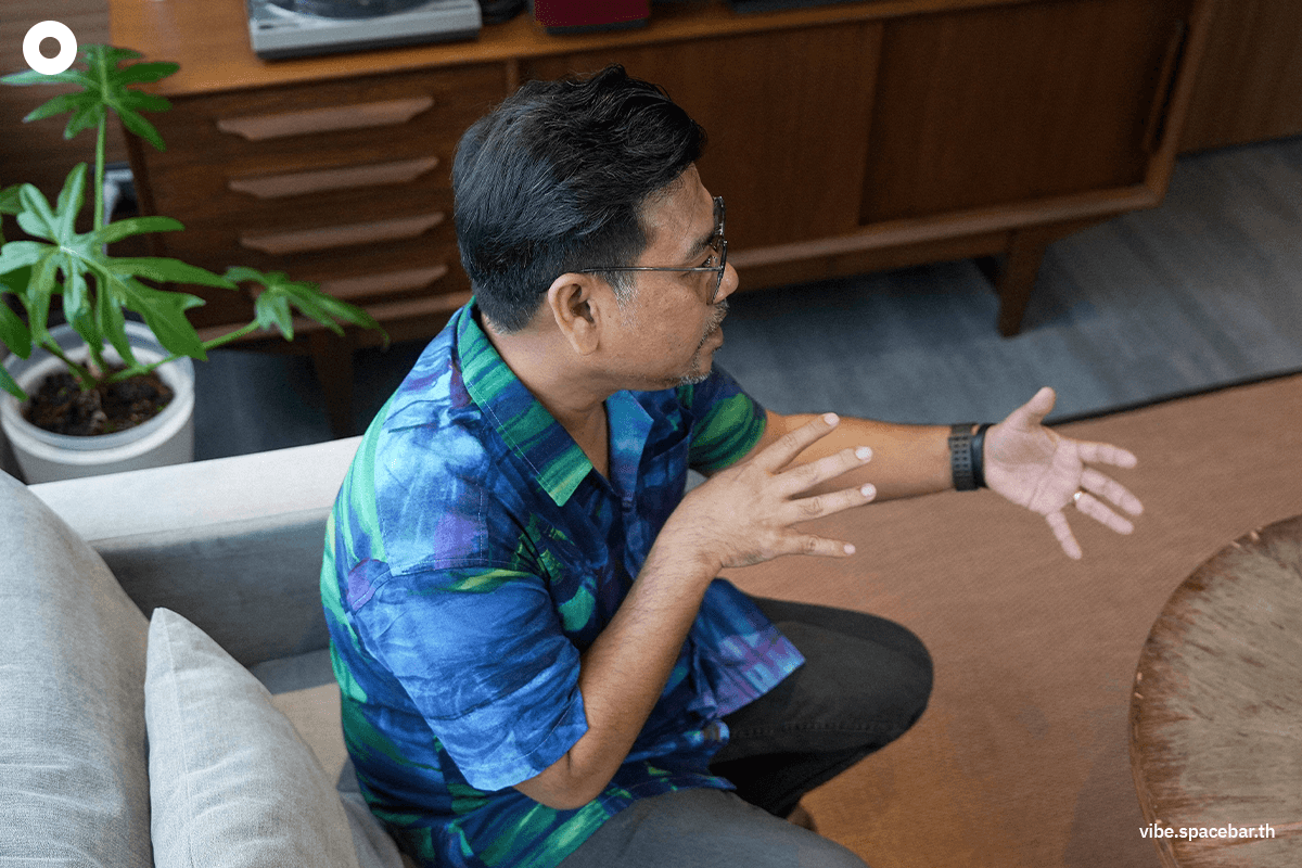 eakasit_thairaat_interview_SPACEBAR_Photo03_6d643b09a1.png