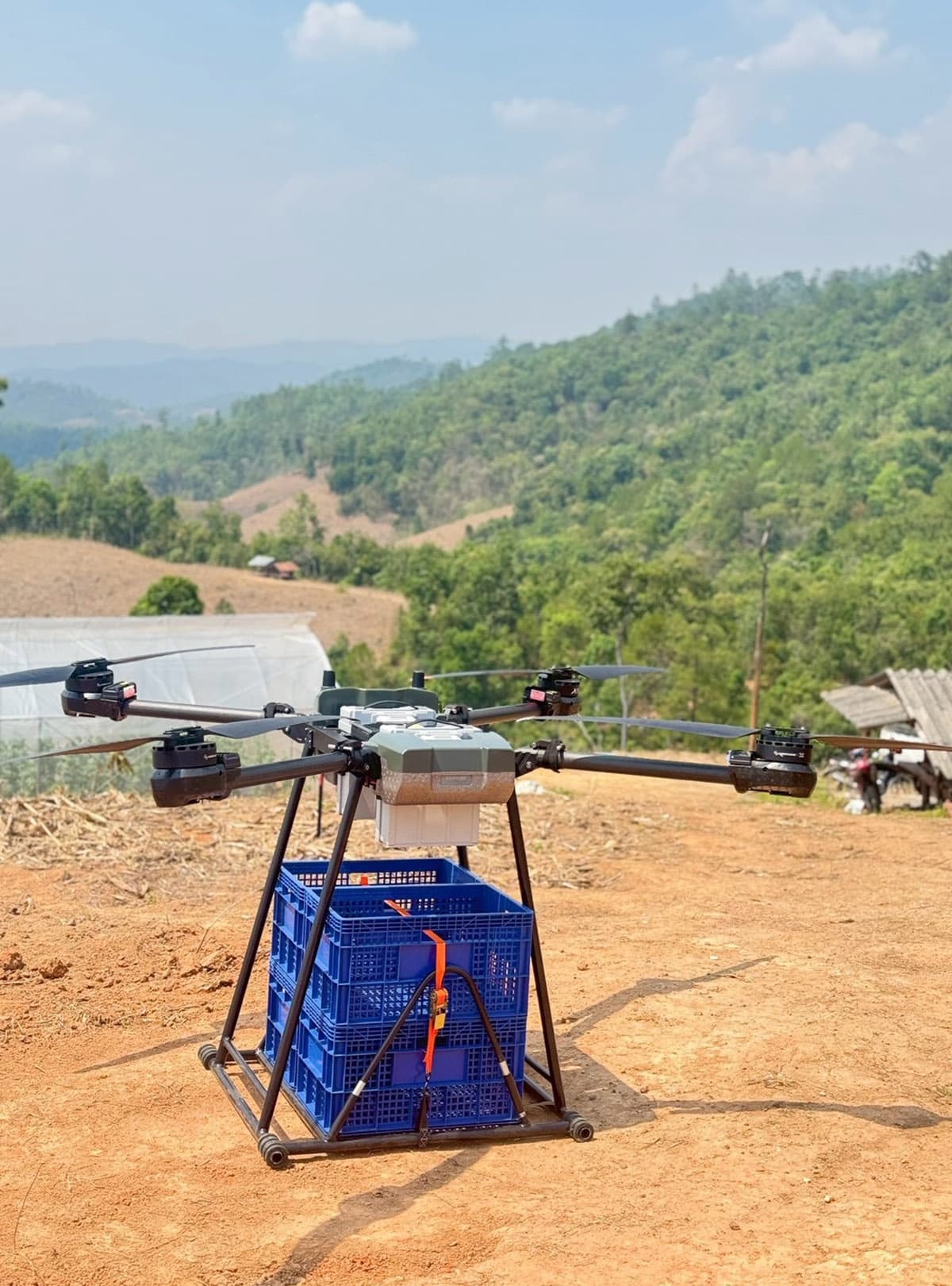 economic-business-thai-drones-transpor-agricultural-highland-SPACEBAR-Photo04.jpg
