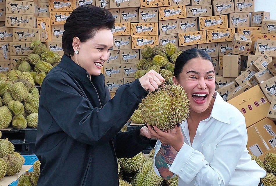 พาณิชย์จับมืออินฟลูฯ ไลฟ์ขายทุเรียนหน้าสวน