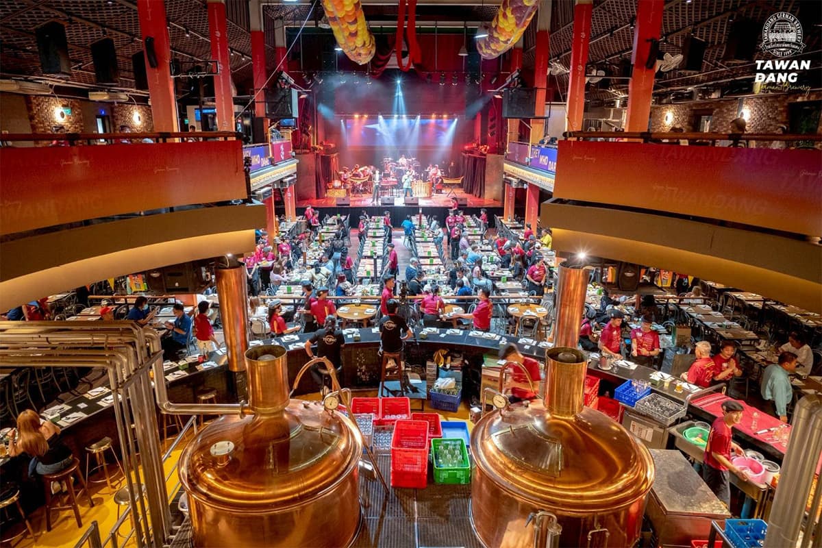 economic-business-thai-microbrewery-entertainment-SPACEBAR-Photo01.jpg