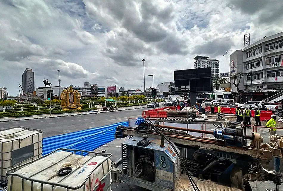 ปิดถนนประชาธิปก 100% วงเวียนใหญ่อัมพาตชั่วคราว เร่งซ่อมอุโมงค์ MRT สายสีม่วง