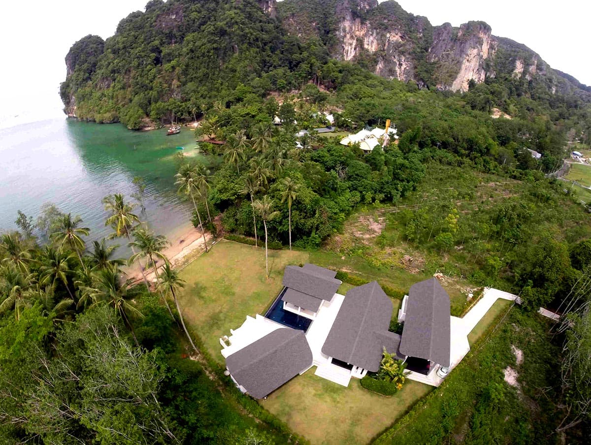 economic_airbnb_indian_tourists_visit_thailand_SPACEBAR_Photo01_f433fced32.jpg