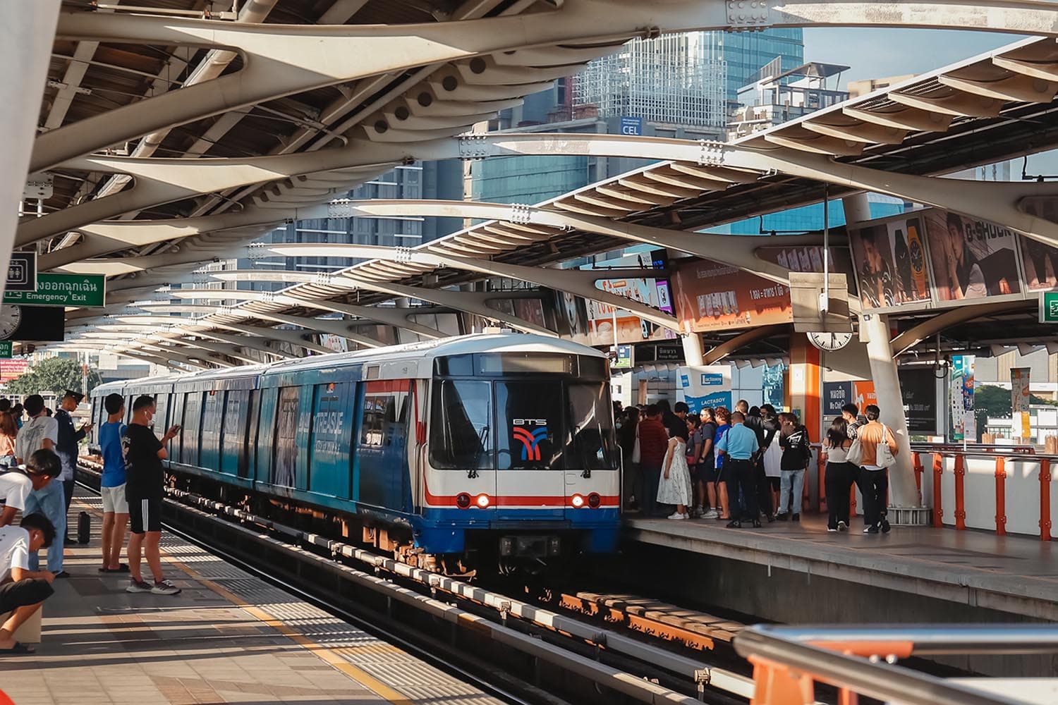 economic_skytrain_transport_SPACEBAR_Hero_550f51f257.jpg