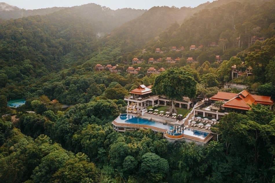 economics_tourism_pimalai_hotel_resort_spa_SPACEBAR_Photo02_28ff7392a0.jpeg