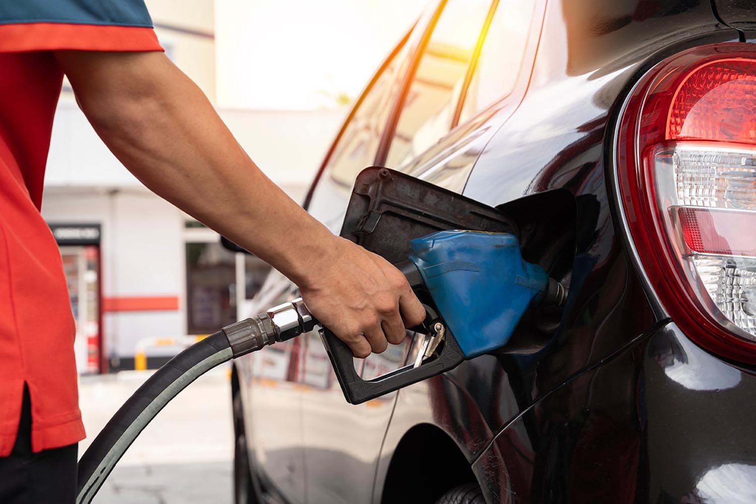 economy_thai_oil_gasoline_diesel_ngv_lpg_SPACEBAR_Hero_0b02050416.jpg