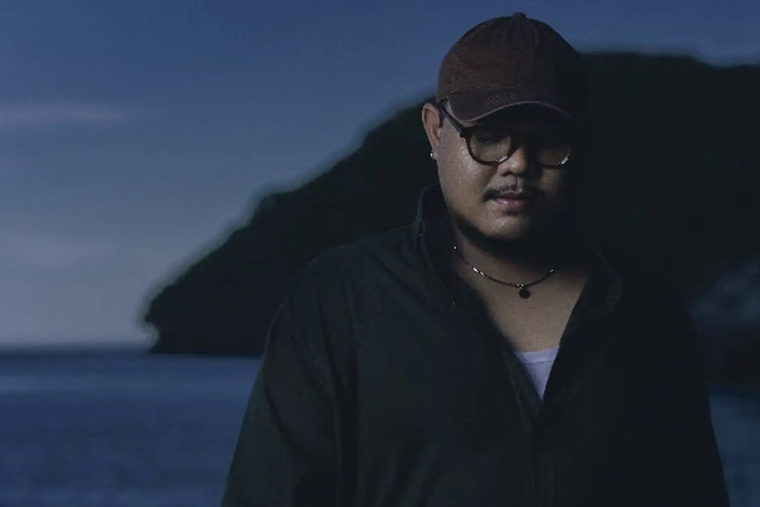 fit aroon ส่งเพลงใหม่ แม่ดวงจันทรา (moongirl) นำเพลงลาวดวงเดือนมาตีความใหม่ในสไตล์ Pop และ R&B