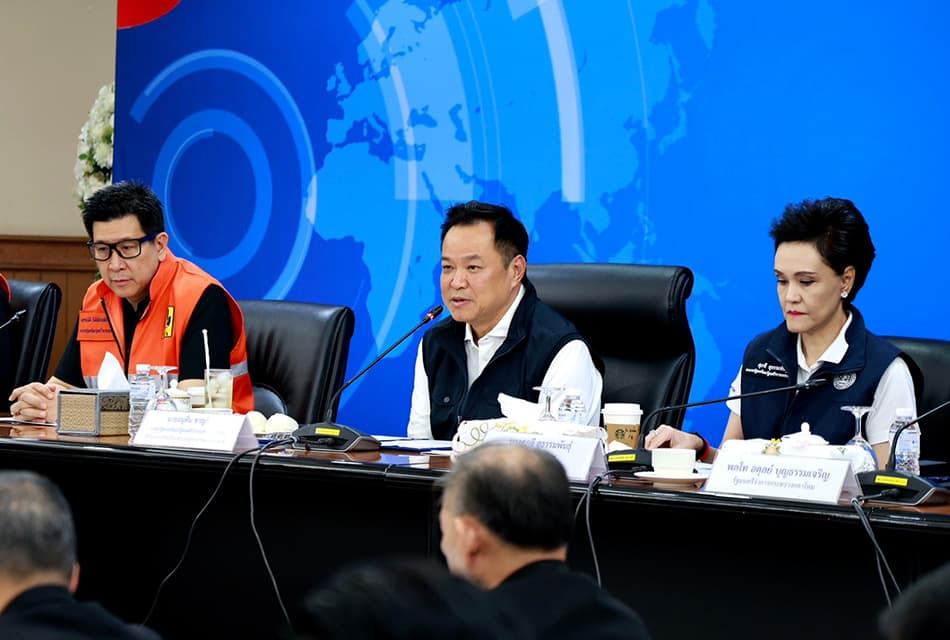 ฝนระลอกใหม่จ่อซ้ำ! ‘อนุทิน’ สั่งเร่งพร่องน้ำ ตั้งรับใต้–รับทะเลหนุน