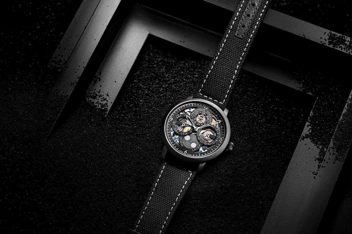 frederique_constant_new_2024_collections_SPACEBAR_Photo01_9f4b89b7c2.jpg