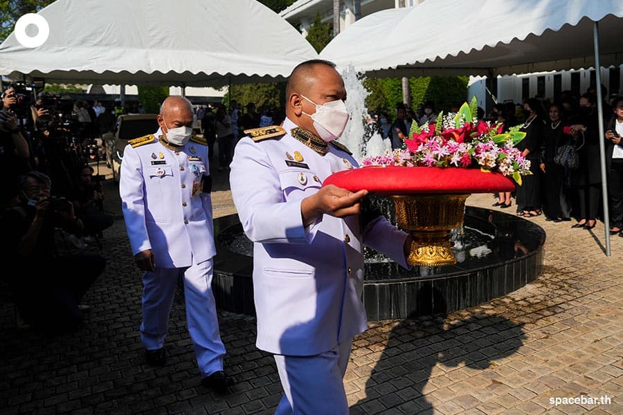 funeral_ceremony_Chonsawat_SPACEBAR_Photo10_2cf78e8843.jpeg