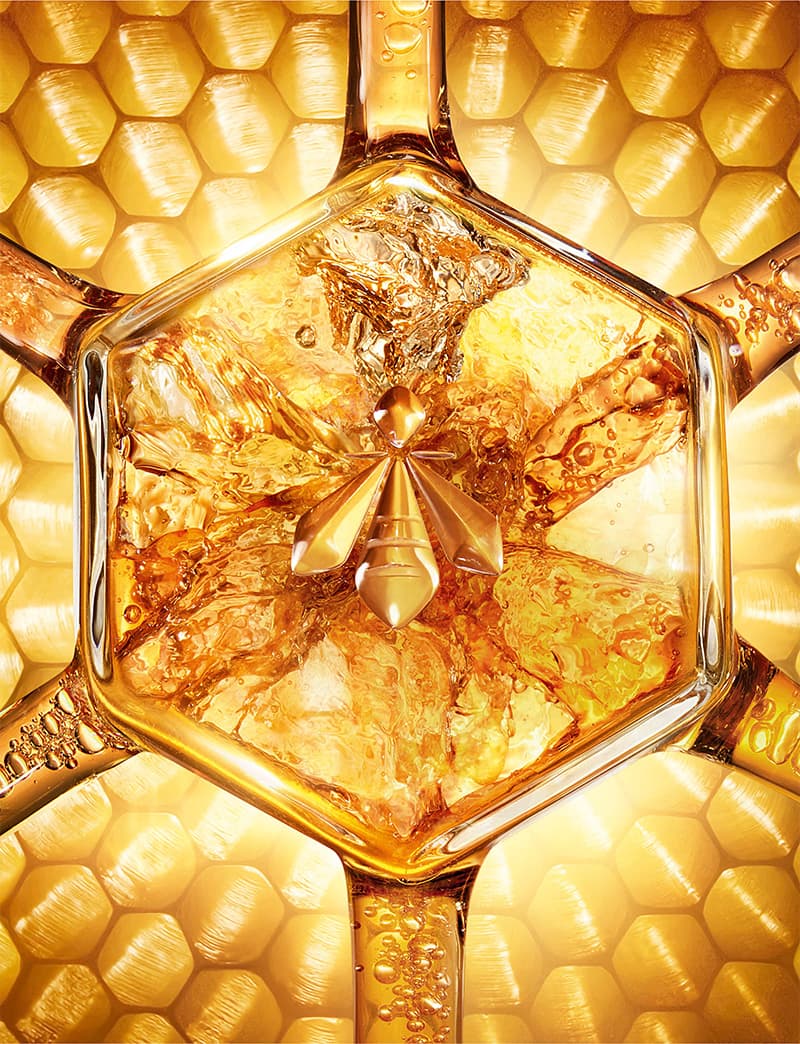guerlain_abeille_royale_SPACEBAR_Photo_V01_f5e82febe1.jpg