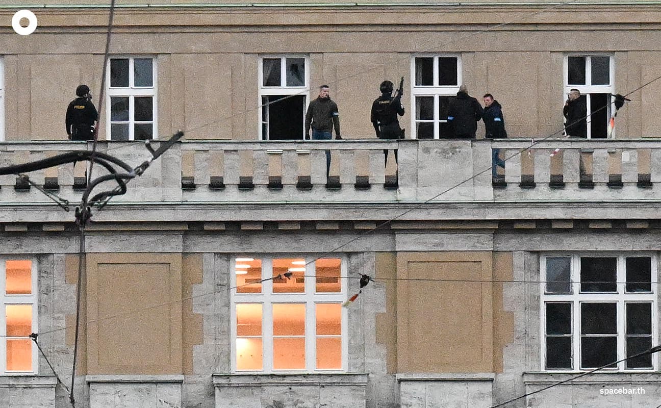 gunman_opens_fire_in_a_prague_university_SPACEBAR_Photo02_38cf41bd62.jpg