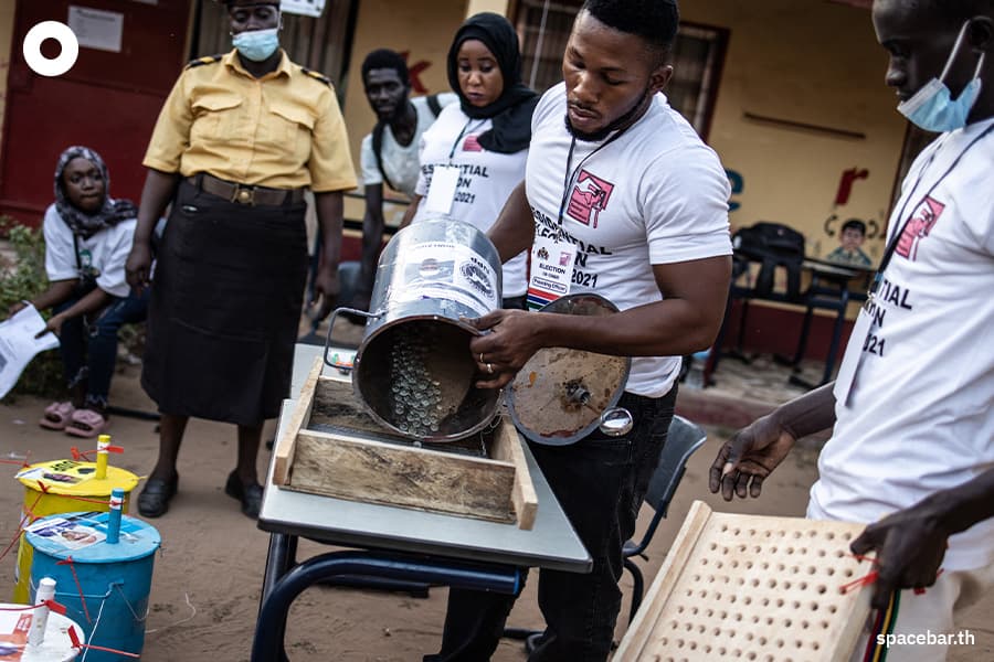 he_gambia_marbles_ballot_voting_system_SPACEBAR_Photo01_ac494f3be8.jpeg