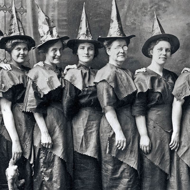 history_of_halloween1_SPACEBAR_Photo03_2e254d73af.jpg