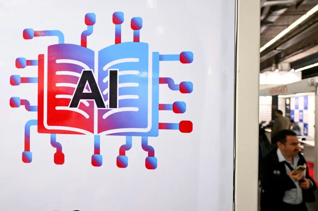 ฉลาก 'เขียนโดยมนุษย์' มาแรง วงการหนังสือโลกสั่นสะเทือนจากเรื่องอื้อฉาว AI