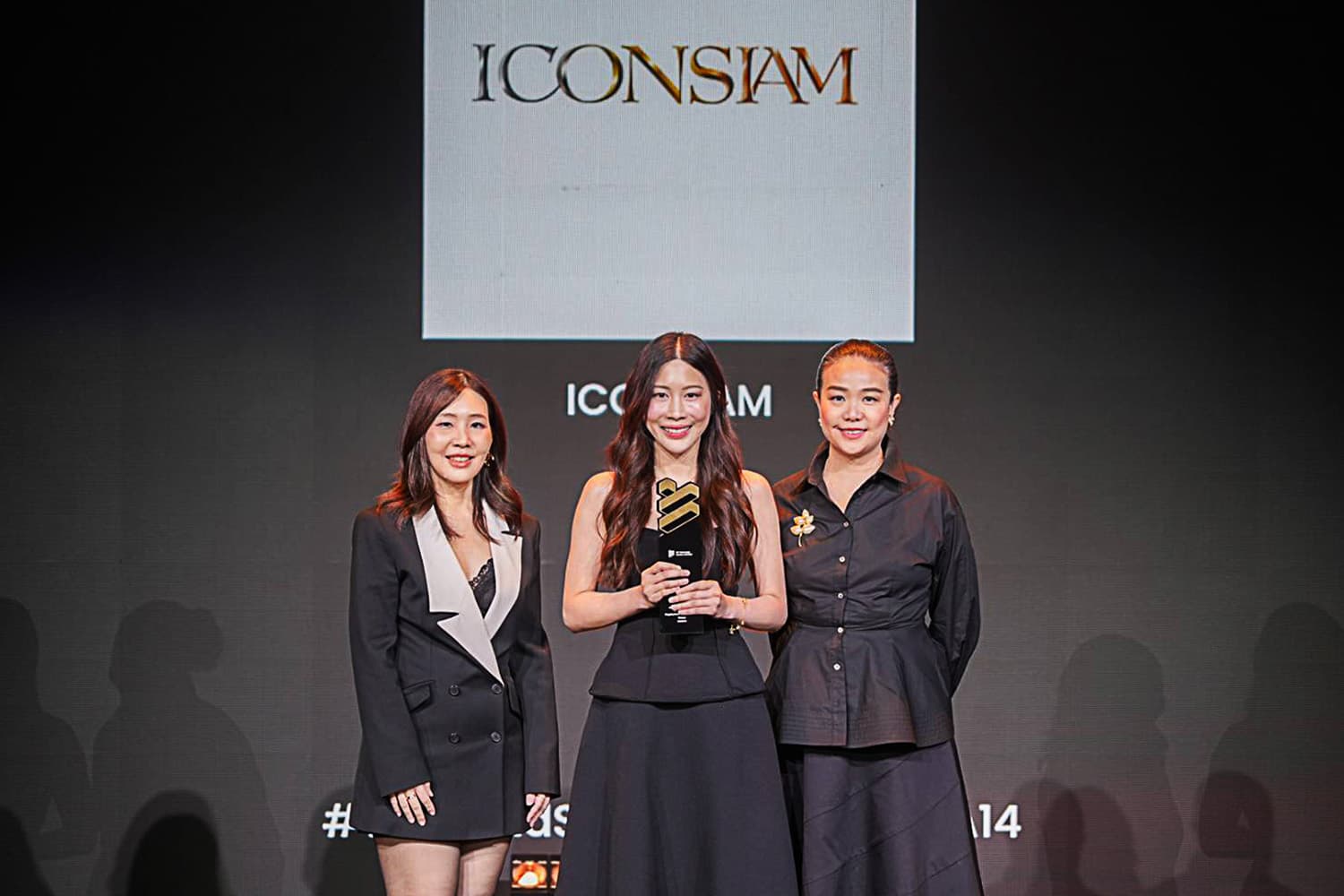 ‘ไอคอนสยาม’ คว้าแชมป์เวที Thailand Social Awards
