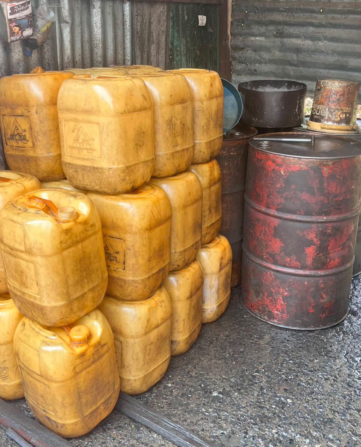illegal-oil-storage-SPACEBAR-Photo06.jpg