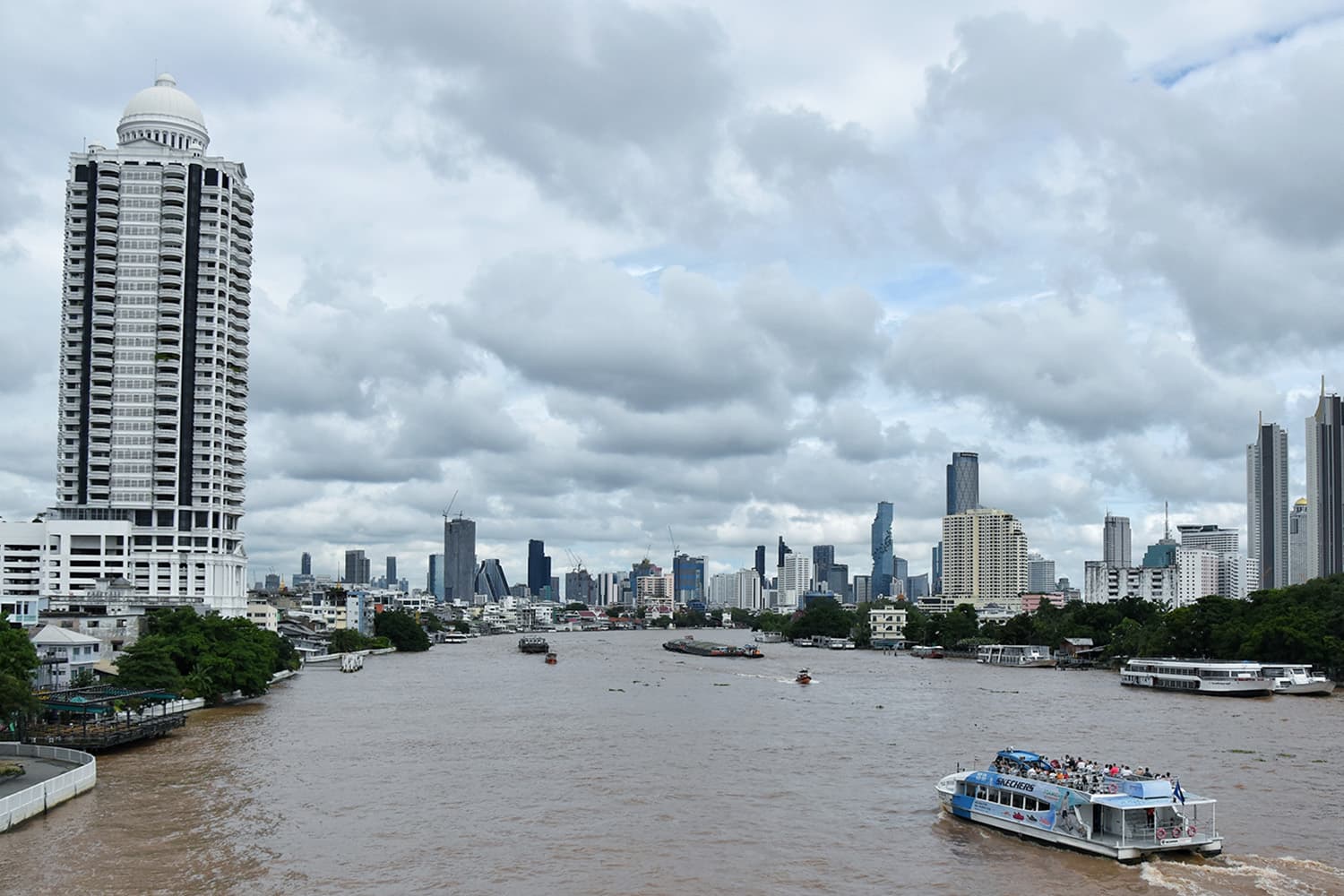 jaopraya_river_5oct2024_SPACEBAR_Hero_3d45438849.jpg