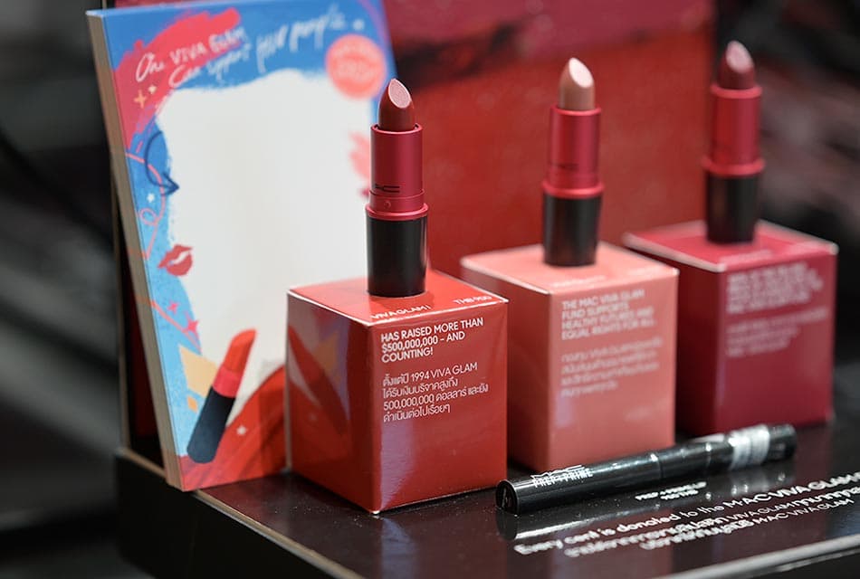 mac_cosmetics_campaign_aids_SPACEBAR_Thumbnail_8a108a11cd.jpeg