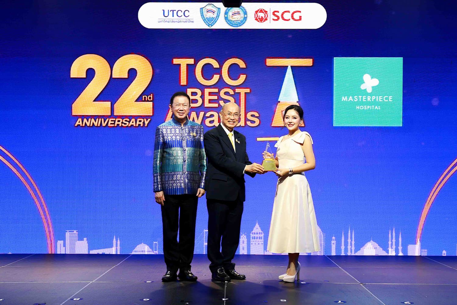 master_ceo_outstanding_ethics_thaichamber_utcc_SPACEBAR_Hero_4439723c34.jpg