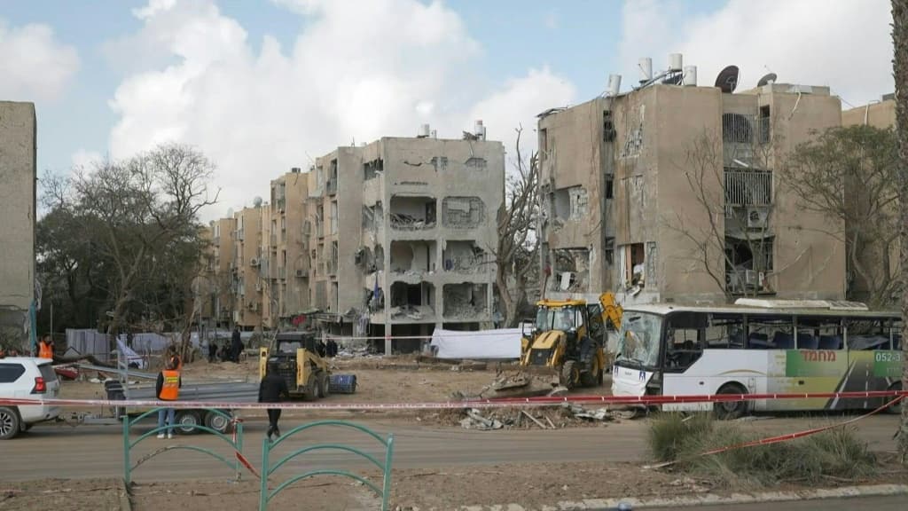 mideast-war-threatens-energy-crisis-worse-than-1970s-oil-shocks-4.jpeg