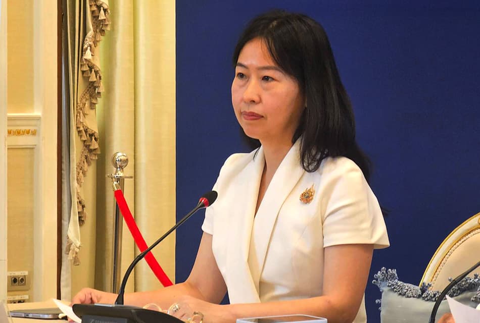 พาณิชย์ ย้ำสินค้าไม่ขาด คุมราคาสู้วิกฤตน้ำมัน