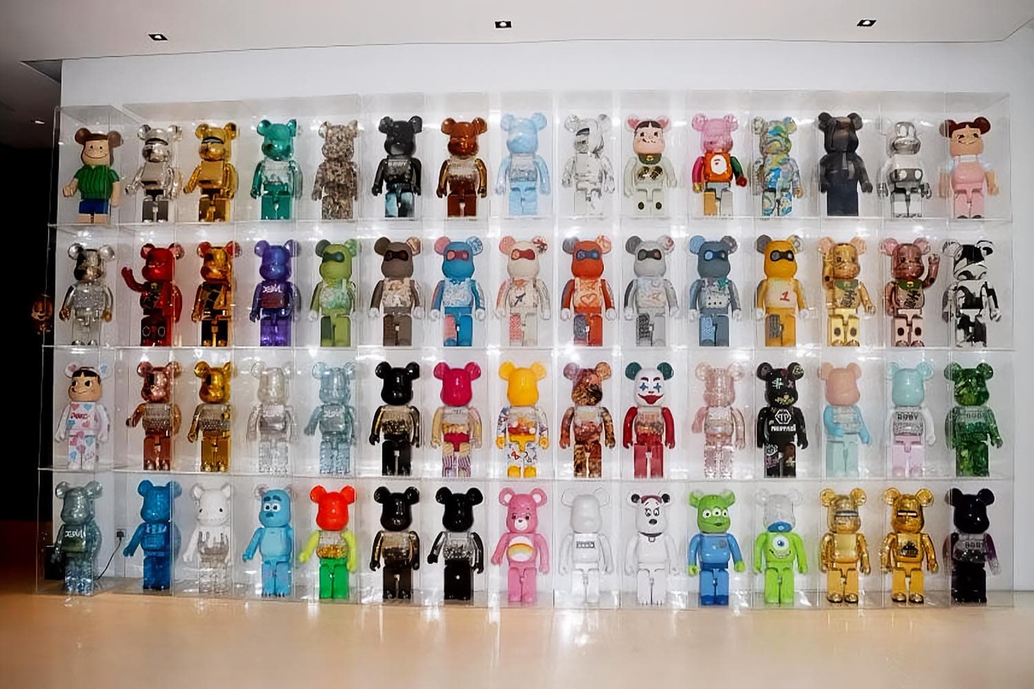 money_laundering_case_bearbricks_sweet_spot_SPACEBAR_Hero_681539d35c.jpg